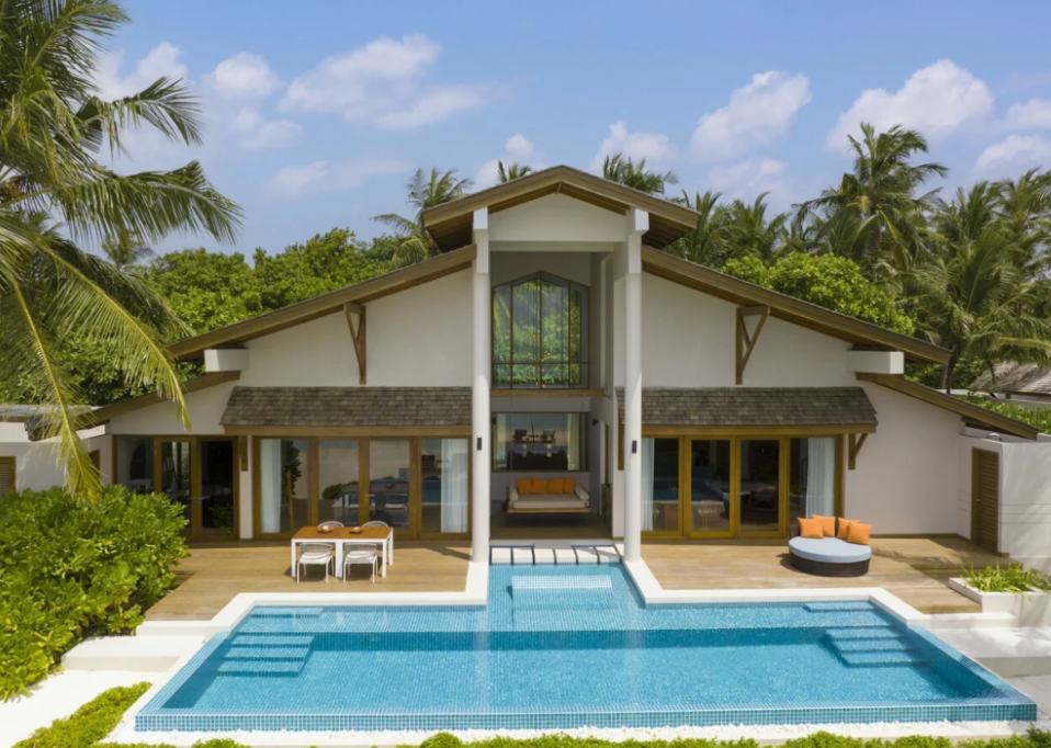 PRESIDENTIAL BEACH VILLA